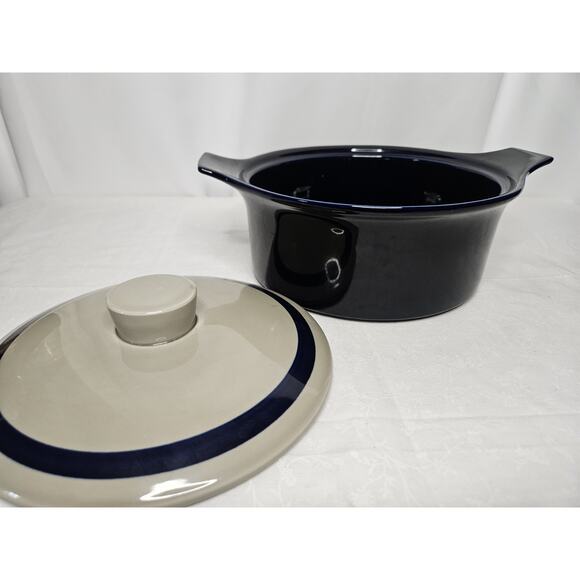 Vintage Celebrity Lexington Round 2 Quart Stoneware Casserole Dish Lid Blue - Picture 3 of 13